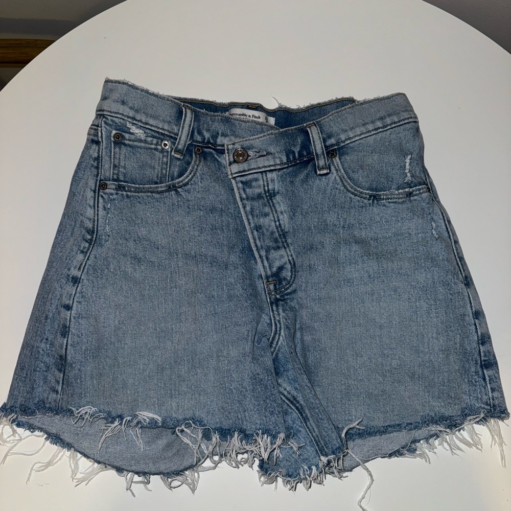 Abercrombie High Rise Dad Short with asymmetrical waist line